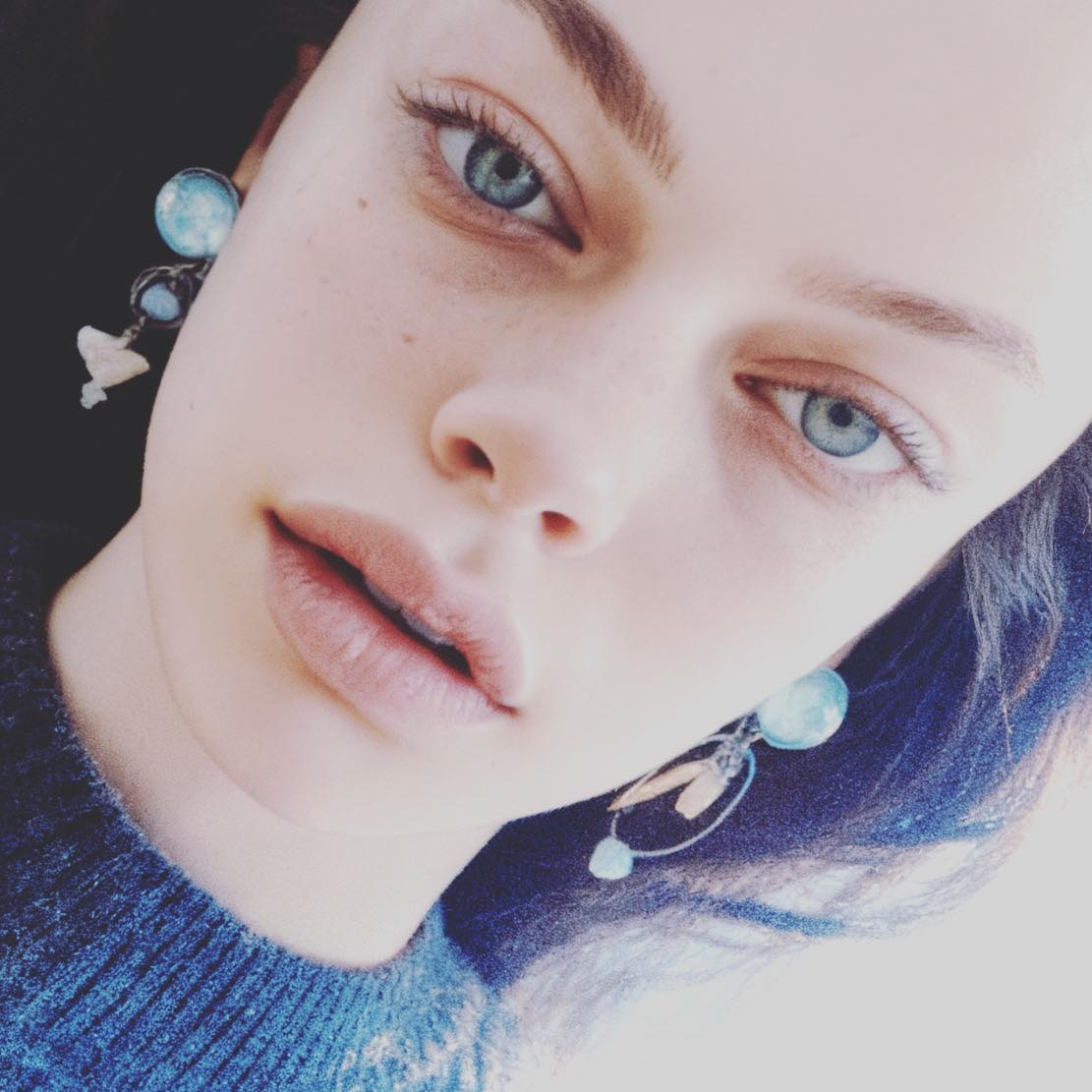 Mismatched Pierced Earring Asymmetry Blue TAMARUSAN