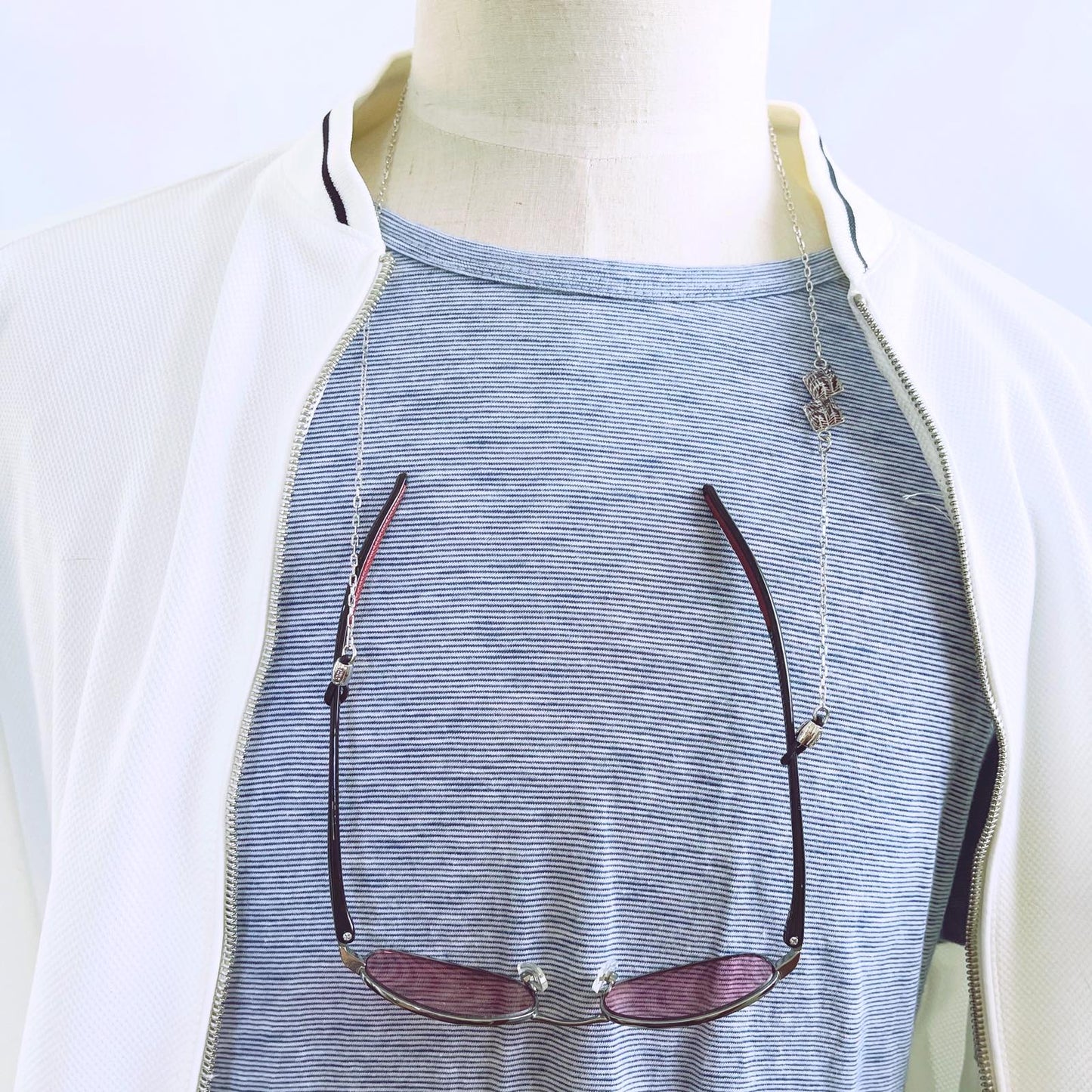 Glasses Chain Navy Herringbone Silver Glitter TAMARUSAN