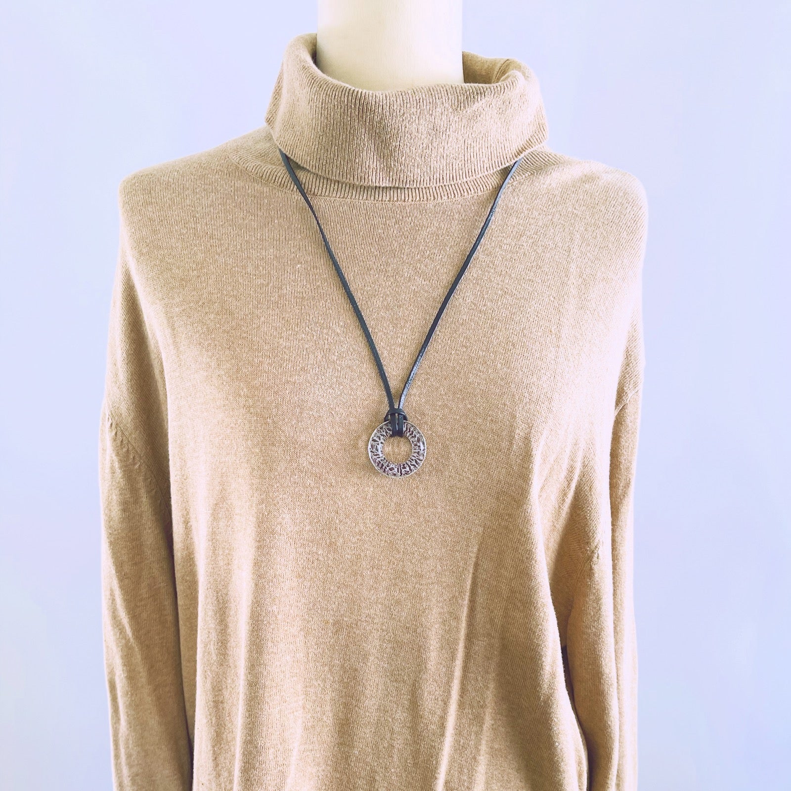 Leather Cord Glasses Holder Navy Silver Herringbone TAMARUSAN