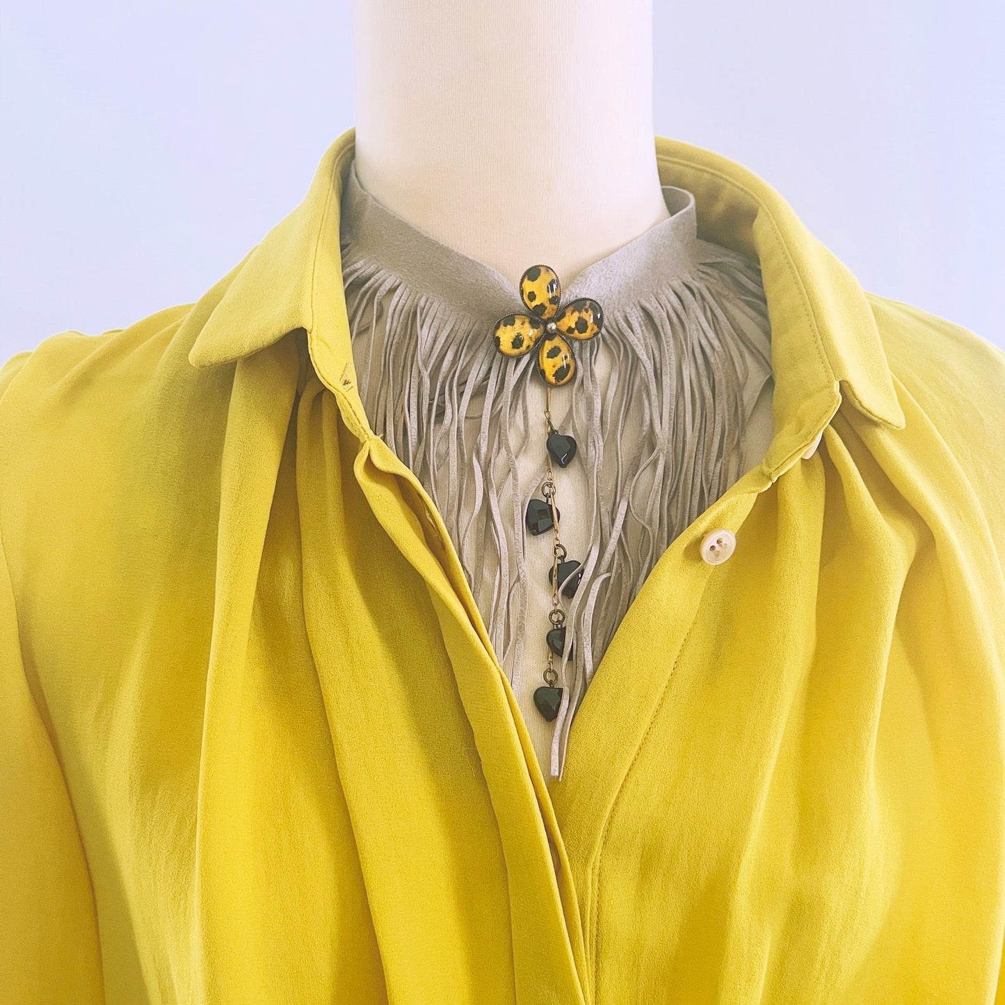 Necklace Beige Coral Rose TAMARUSAN