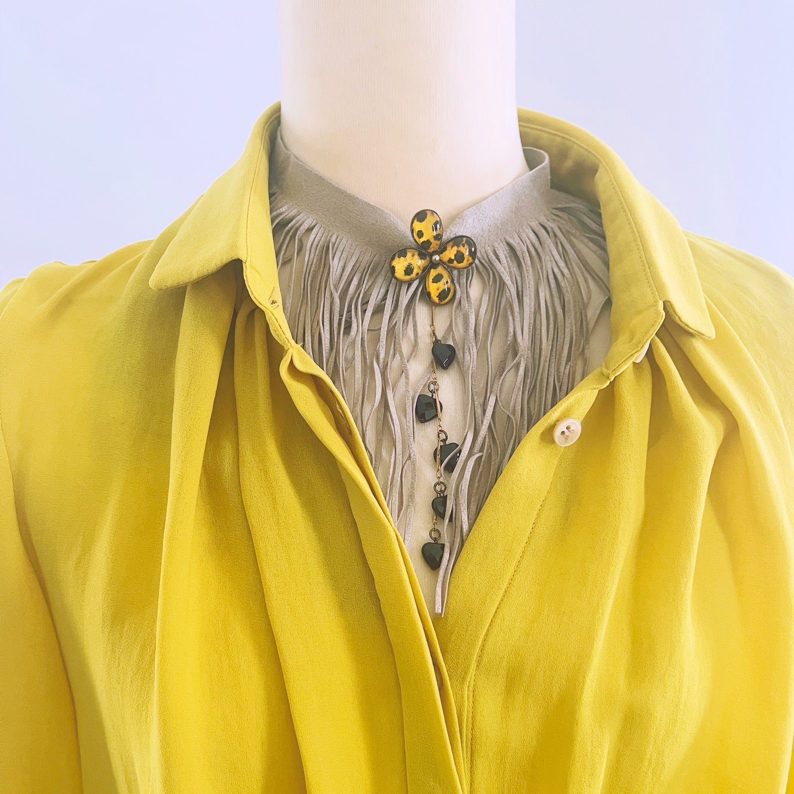 Necklace Beige Coral Rose TAMARUSAN