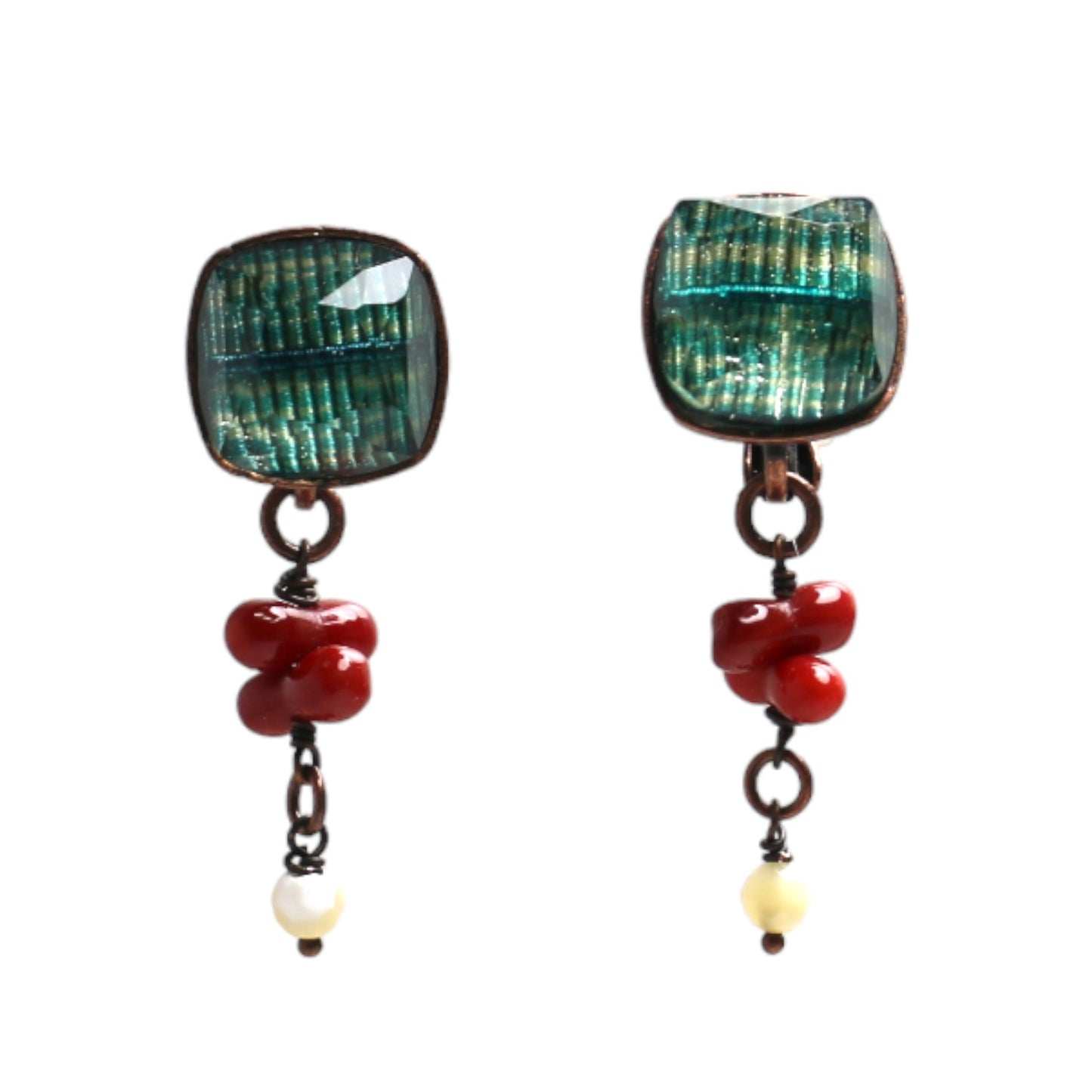 Clliped Earrings Green Mizuhiki Coral TAMARUSAN