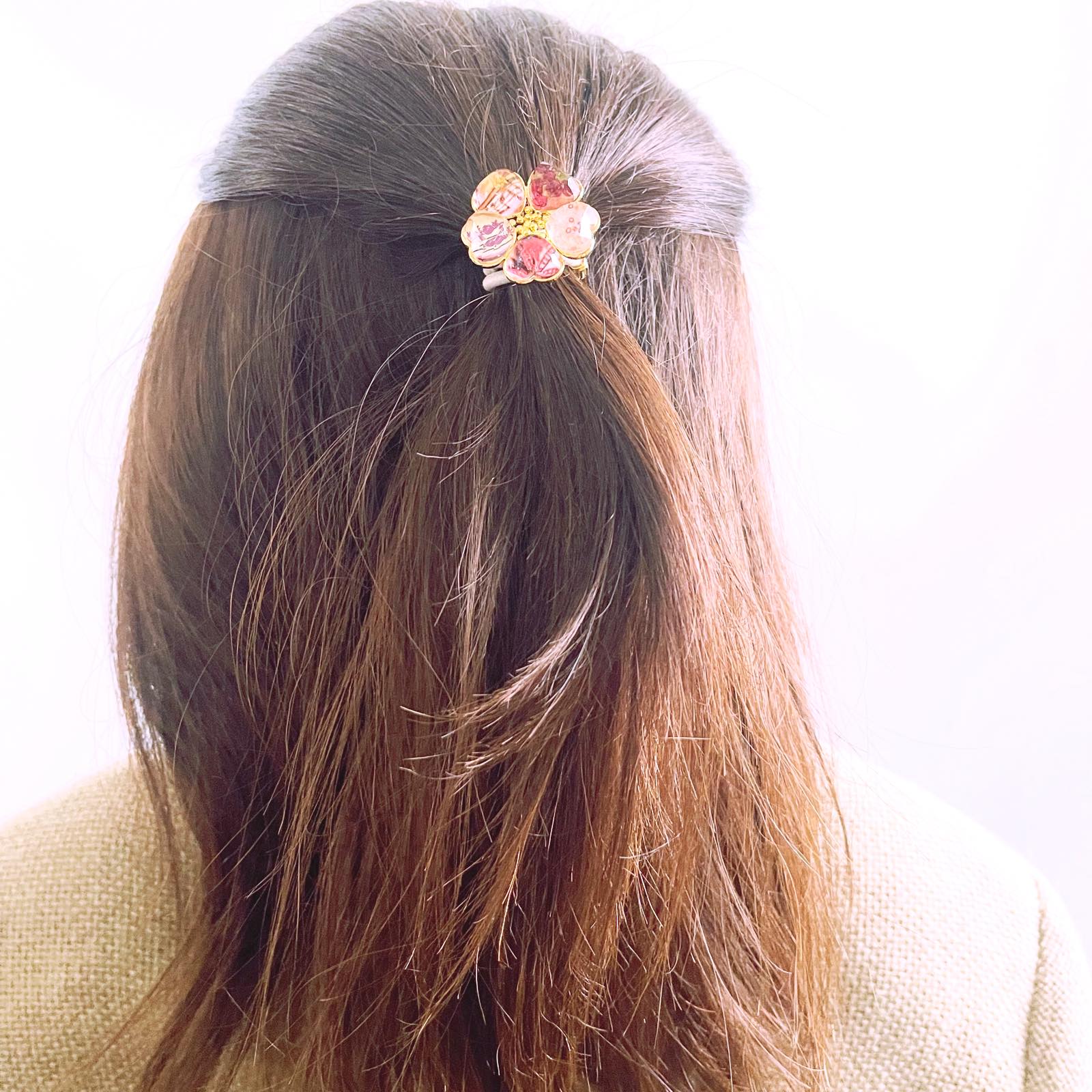 Gorgeous Hair Elastic Pink Flower Heart Petals TAMARUSAN