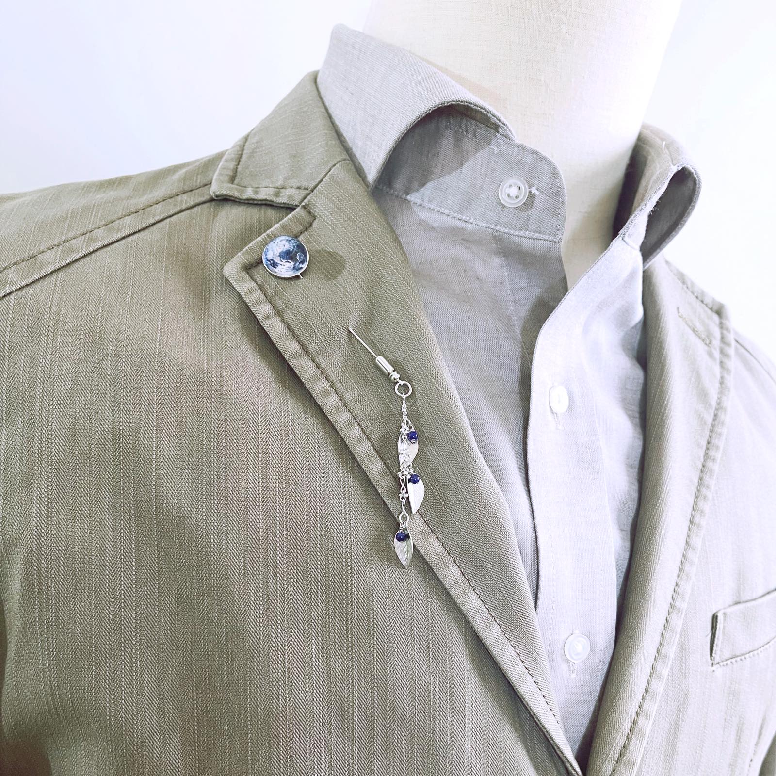 Earth Hat Pin Blue Leaf TAMARUSAN
