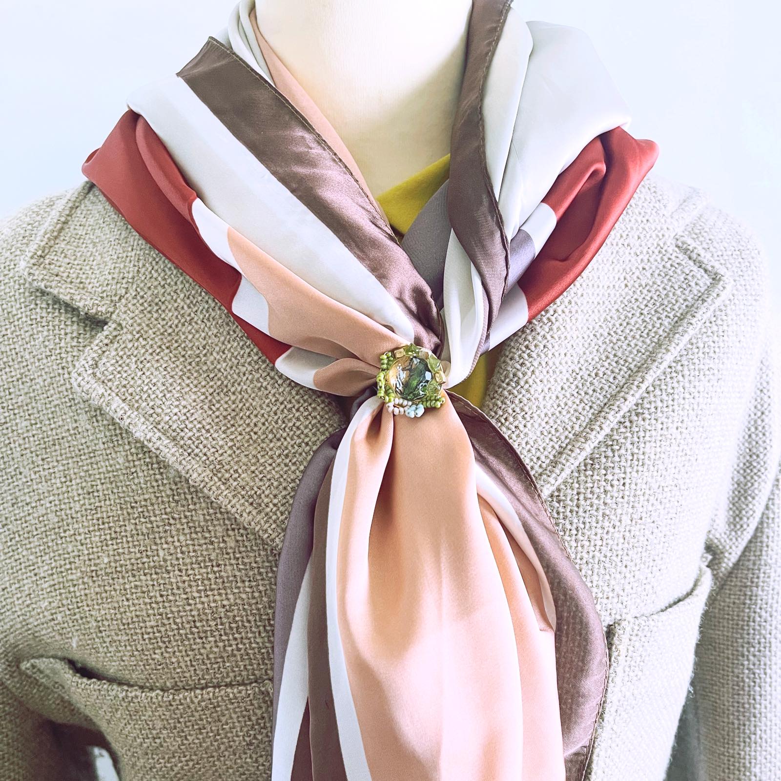Scarf Ring Green Flower Gold TAMARUSAN