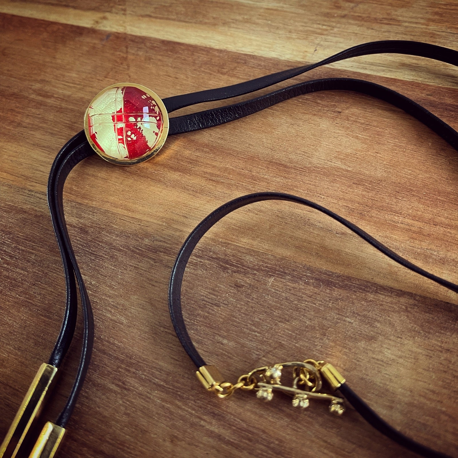 Leather Straps Bolo Tie Red Gold TAMARUSAN