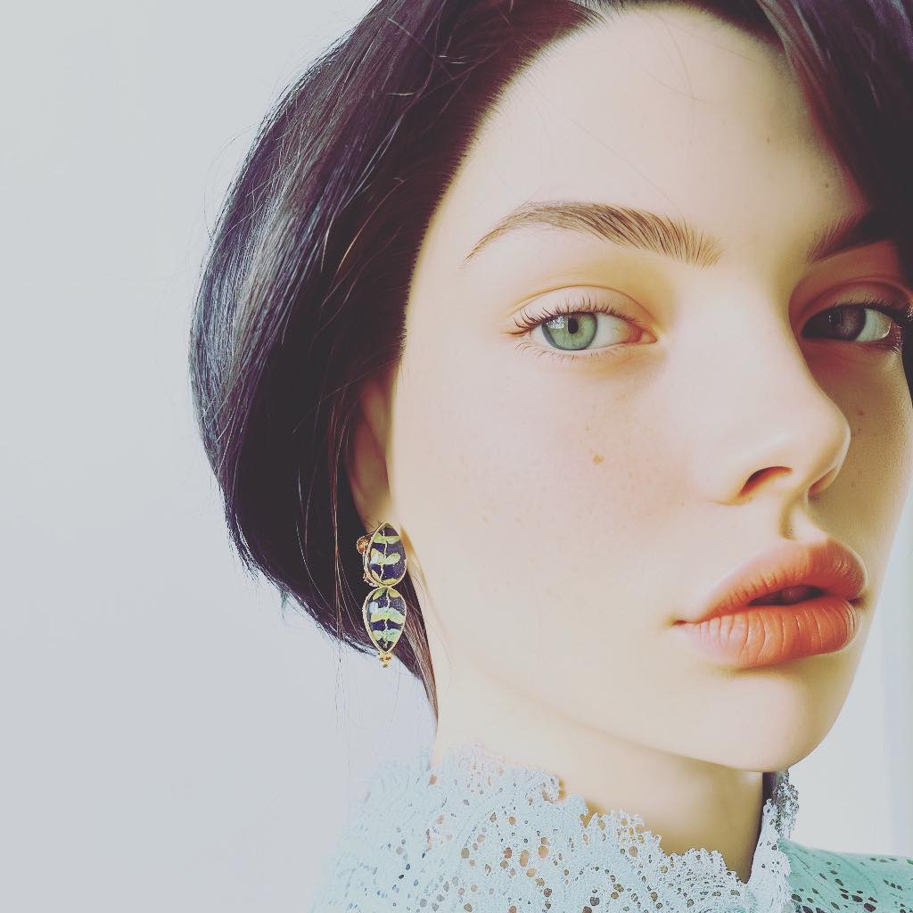 Earrings Blue Leaf Gold TAMARUSAN