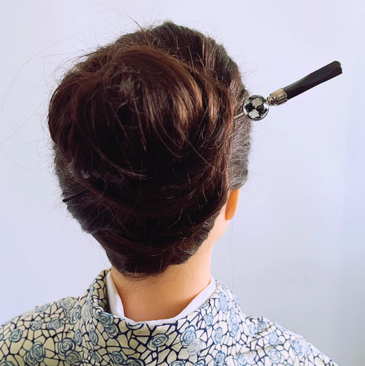 Wood Changeable Ornament Hairpin Black White Checked Pattern TAMARUSAN