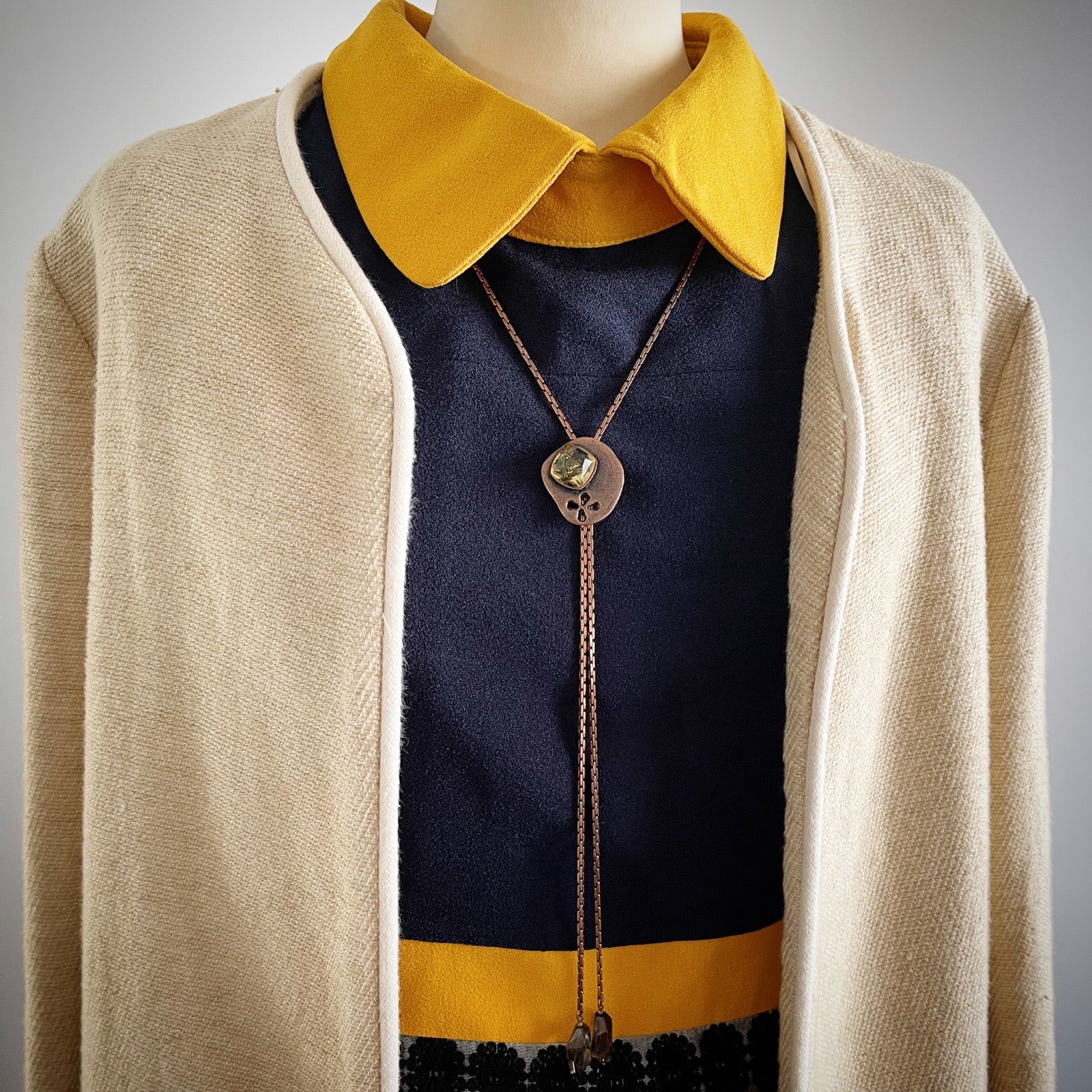 Chain Bolo Tie Brown Lily Smoky Quartz TAMARUSAN