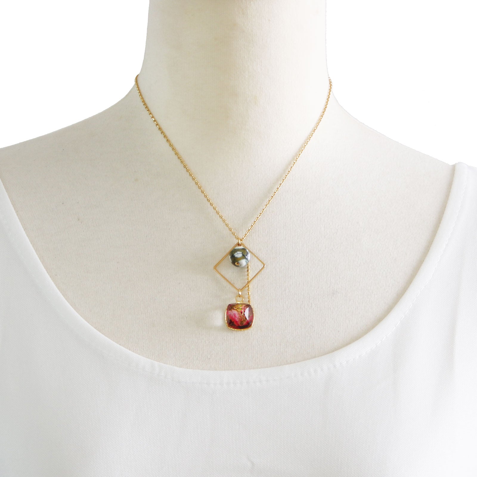 Necklace Red Agate Gold TAMARUSAN