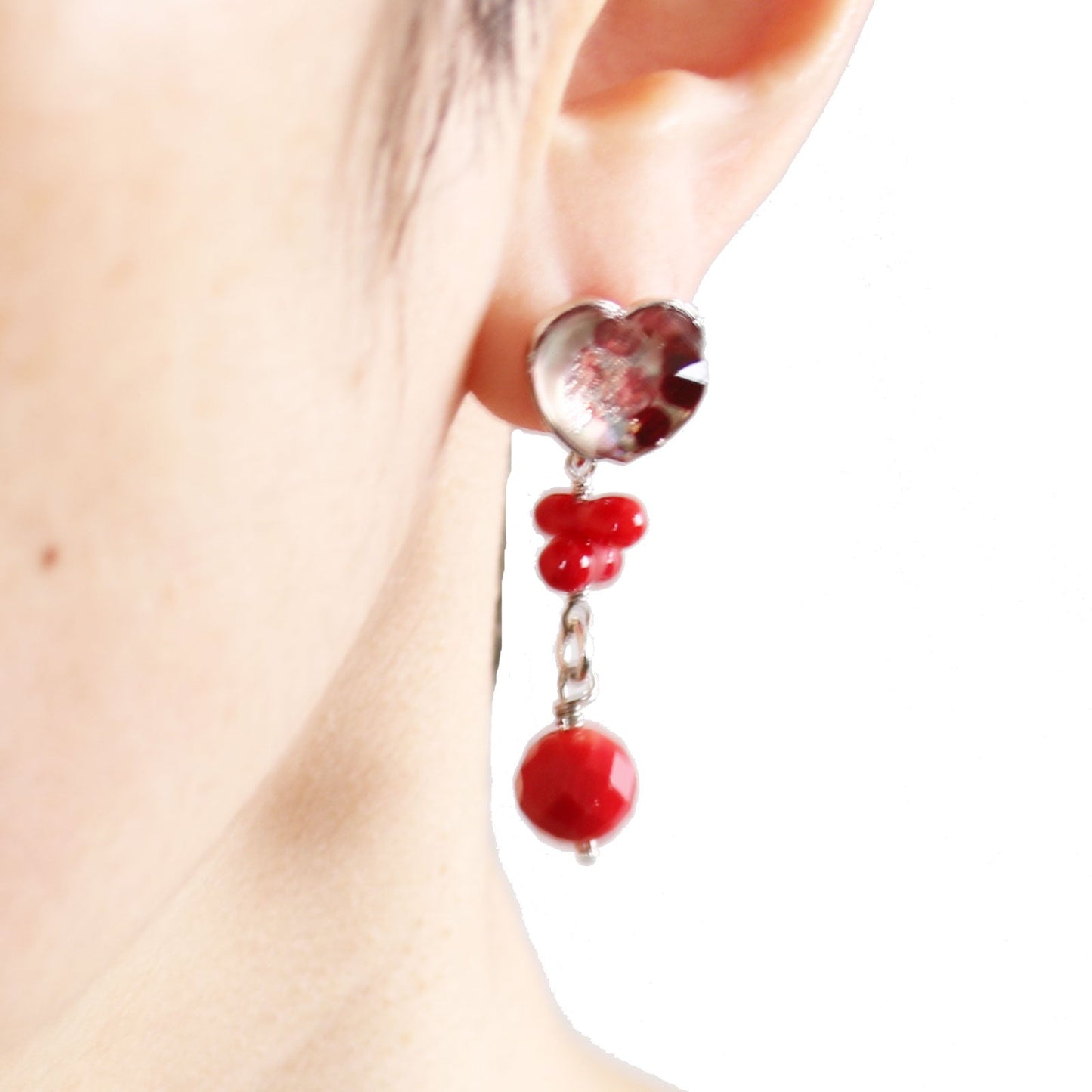 Mismatched Pierced Earrings Asymmetry Coral Heart Pink TAMARUSAN