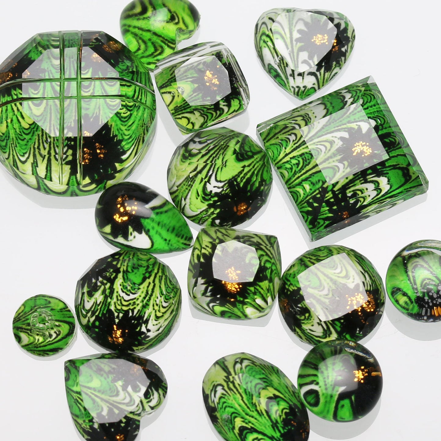 Lapel Pin Hat Pin Green Marble Pattern Brooch TAMARUSAN