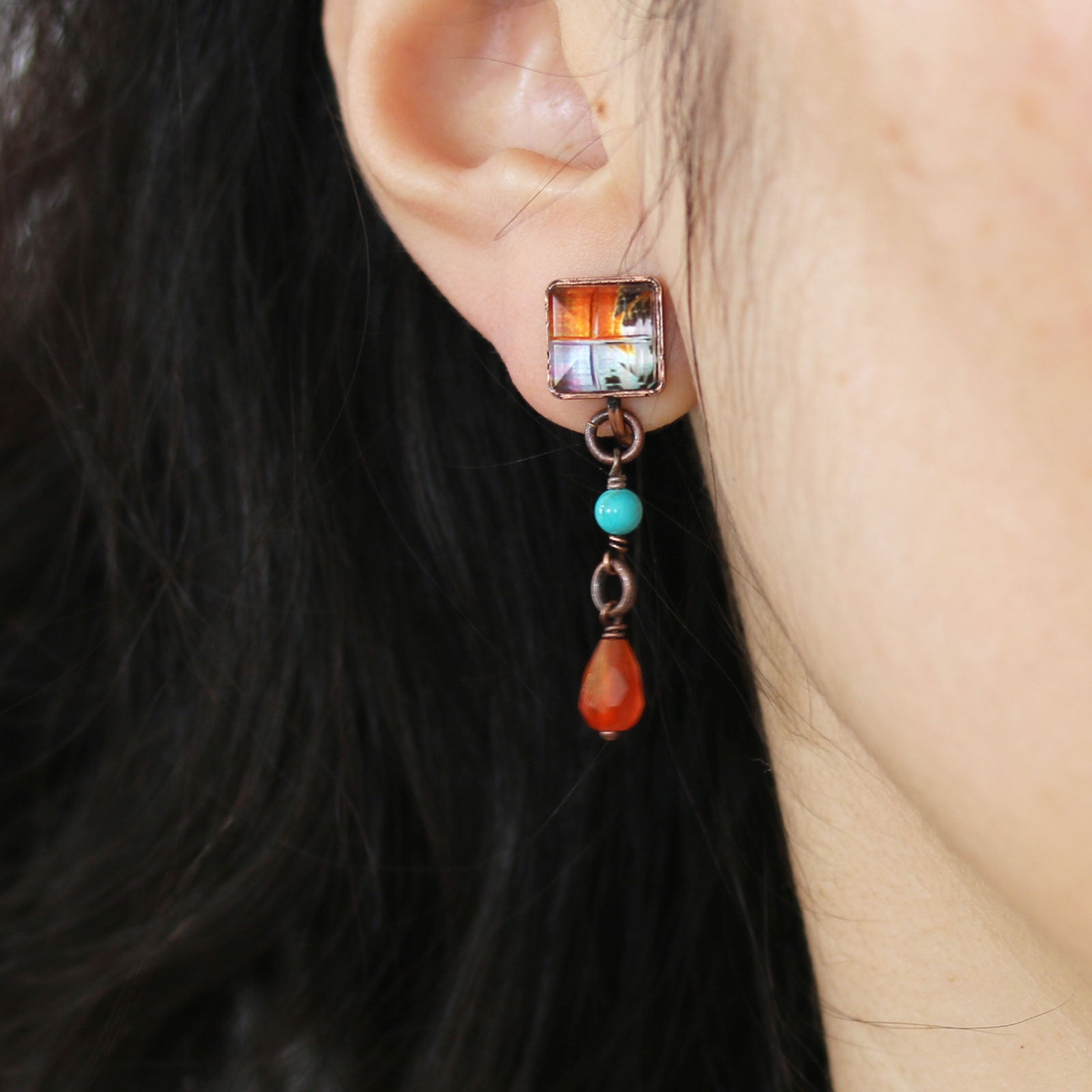 Mismatched Earrings Pansy Orange TAMARUSAN