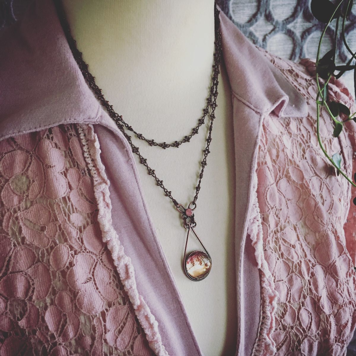 Necklace Pink Musical Note Antique Style TAMARUSAN