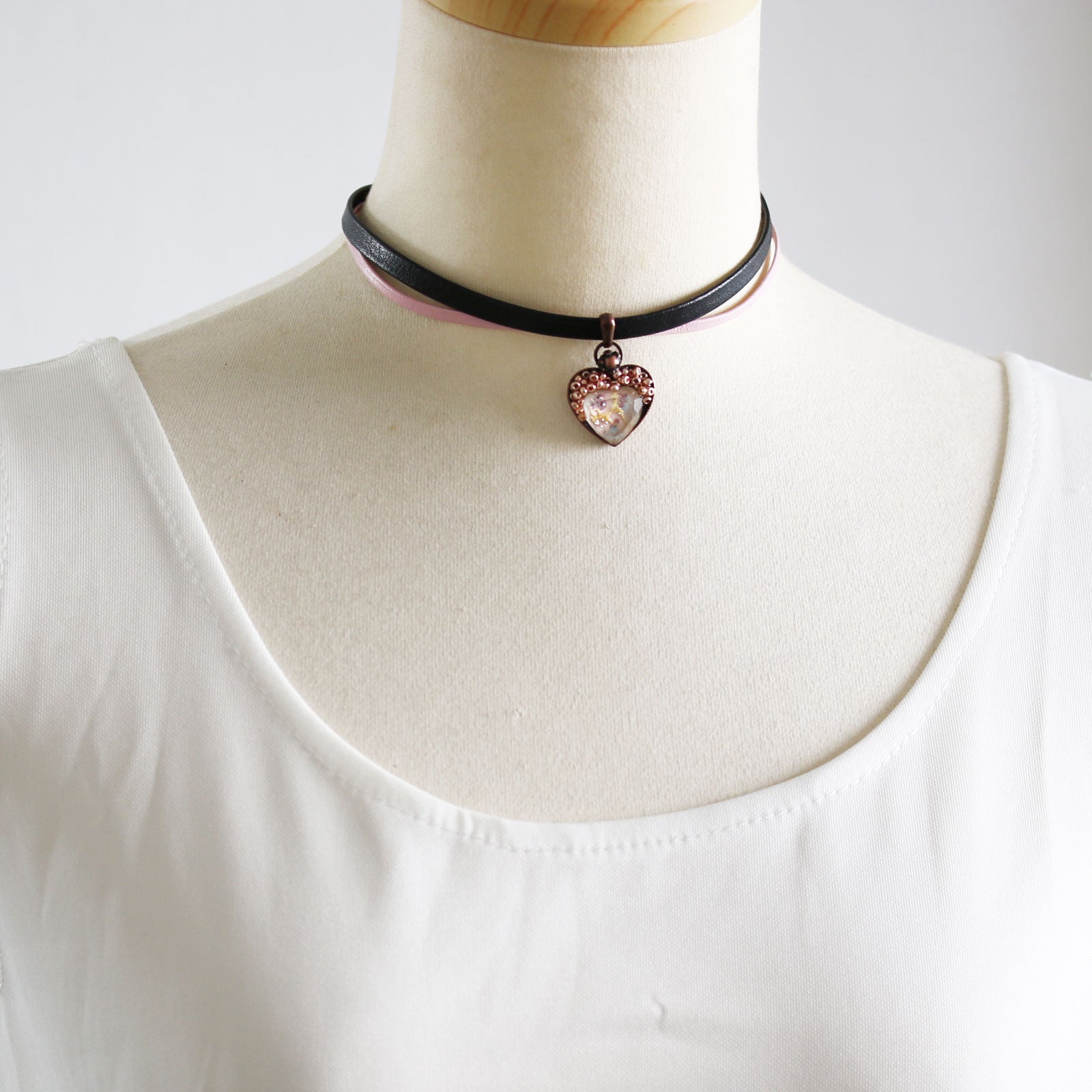 Choker Double Leather Heart Pink Coral TAMARUSAN