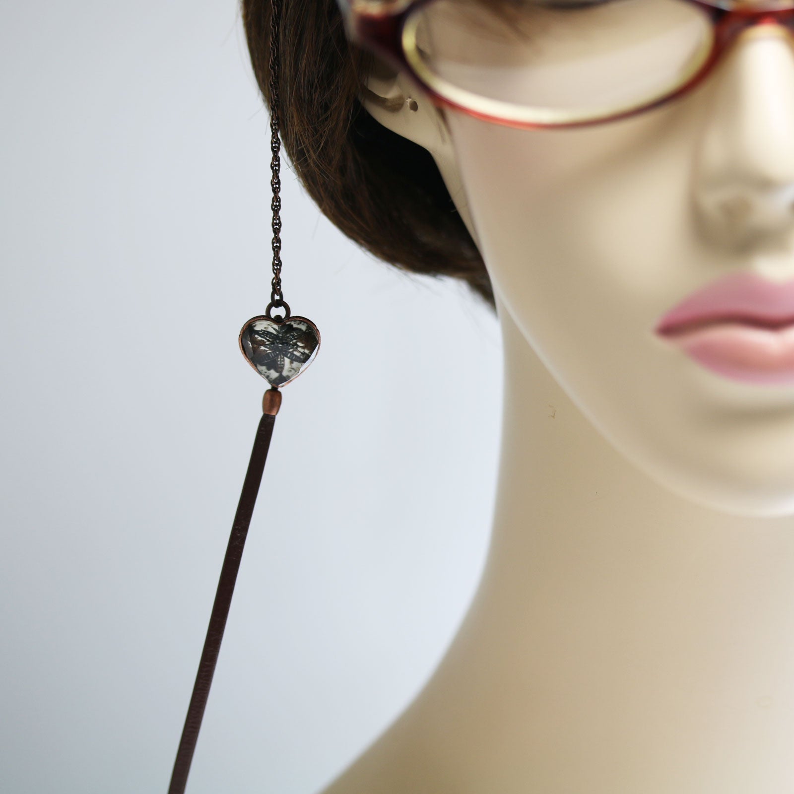 Eyeglass Chain Lily Leather Heart Brown TAMARUSAN