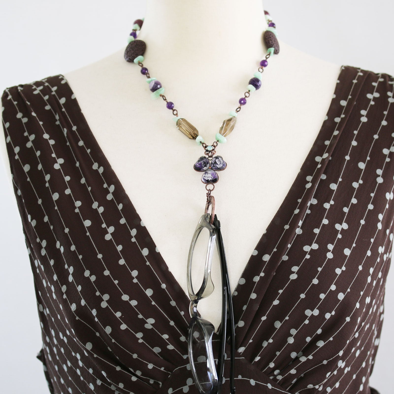 Glasses Holder Necklace Lily Purple TAMARUSAN