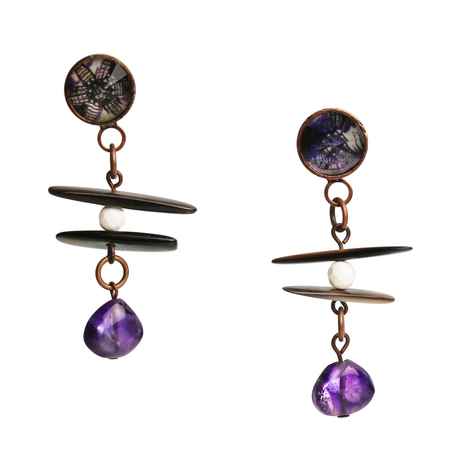 Pierced Earrings Amethyst Lily Purple TAMARUSAN