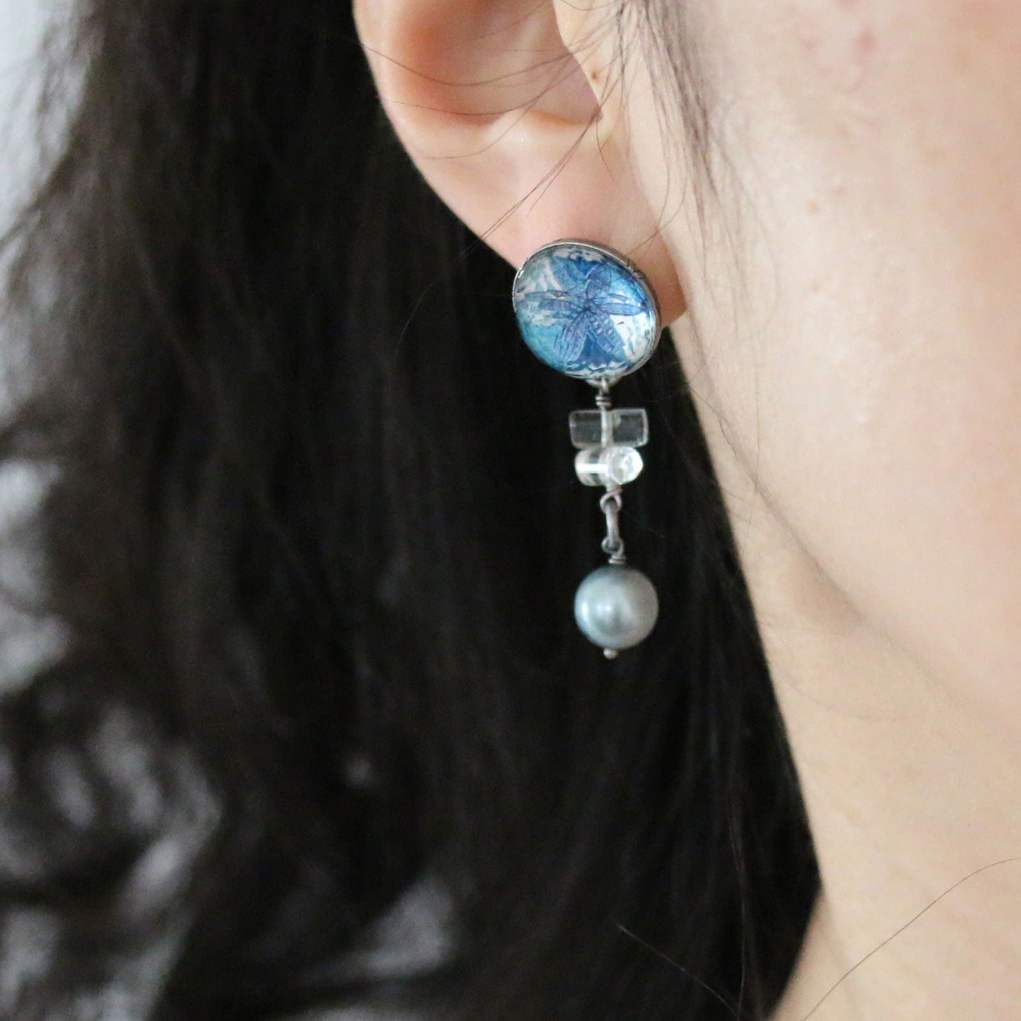 Pierced Earrings Asymmetry Blue TAMARUSAN